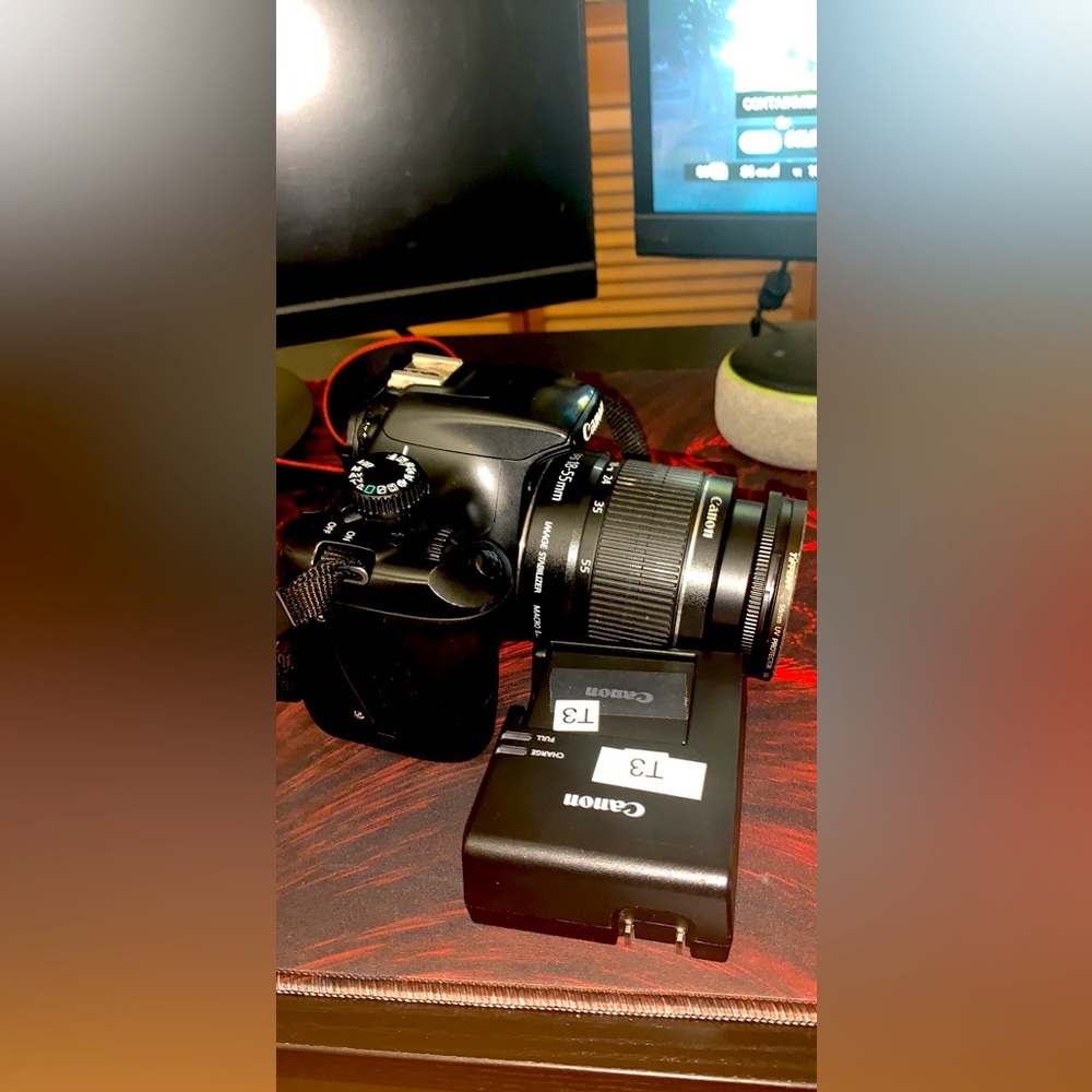 Canon EOS Rebel T3 + Free Extra Items